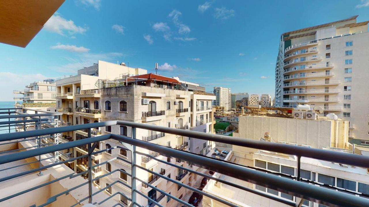 Spacious 2 Bedroom Apartment In Sliema Exteriör bild